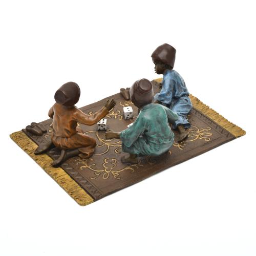 SIGUIENDO MODELOS DE FRANZ BERGMAN. Niños jugando, siglo XX.