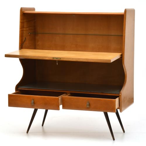 ESCUELA ITALIANA, SIGLO XX. SIGUIENDO MODELOS DE ICO PARISI