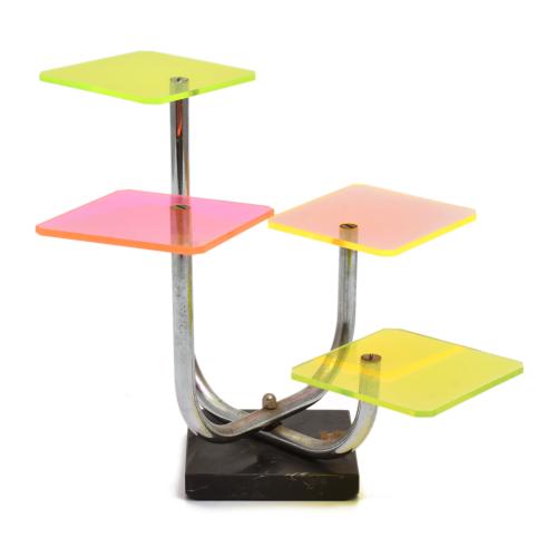 SIGUIENDO MODELOS DE LA ESCUELA DE MEMPHIS, bandeja auxiliar, circa 1960.