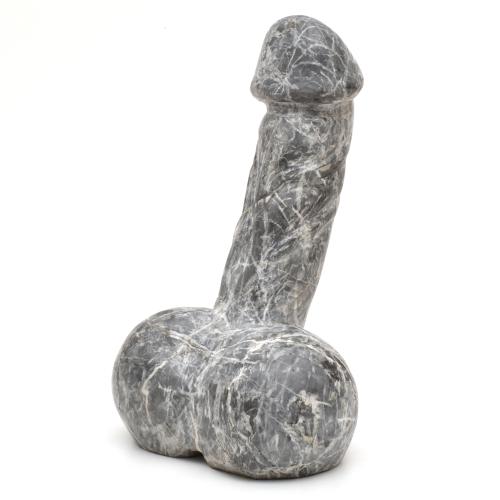 ENZO CARLI, escultura fálica.