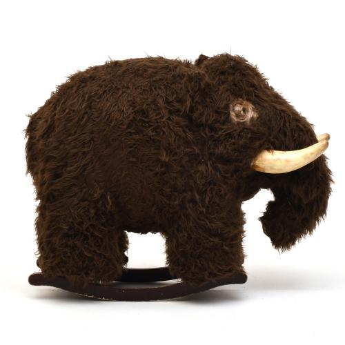 Mamut - balancín, circa 1950. 