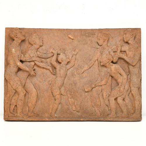 J. CARDELLÀ 1949, relieves. Alegoria al deporte.