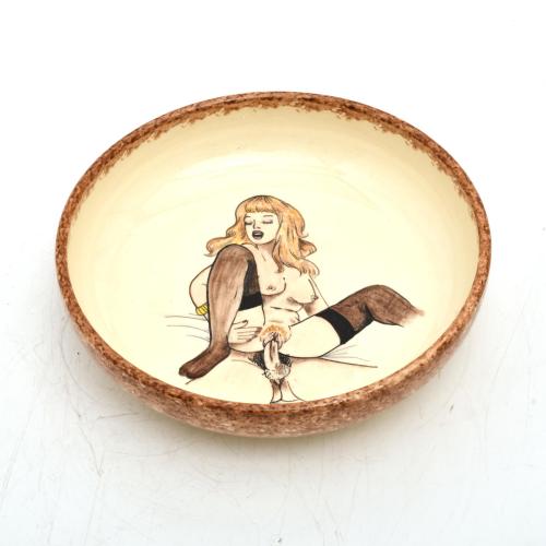 Lote de 4 platos planos y 3 platos hondos.