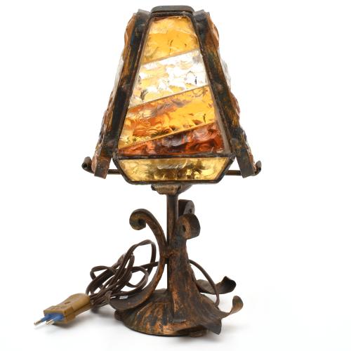 20TH CENTURY FRENCH SCHOOL. Set of three naturalistic lamps.