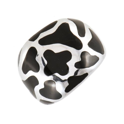 Anillo ancho con esmaltes.