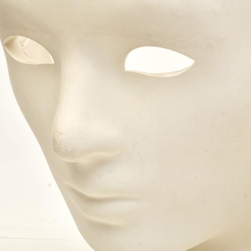 FABIO NOVEMBRE (1966). Pareja de sillones "Nemo".