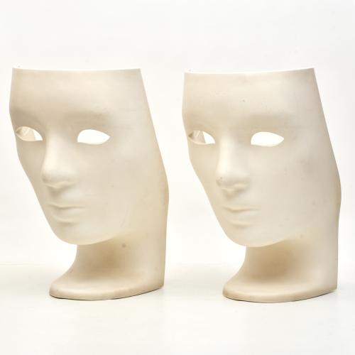 FABIO NOVEMBRE (1966). Pareja de sillones "Nemo".