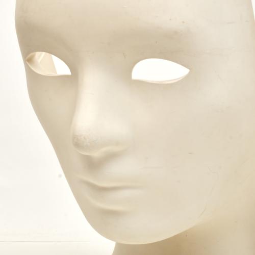 FABIO NOVEMBRE (1966). Pareja de sillones "Nemo".