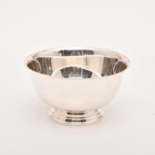Pair of fruit bowls.