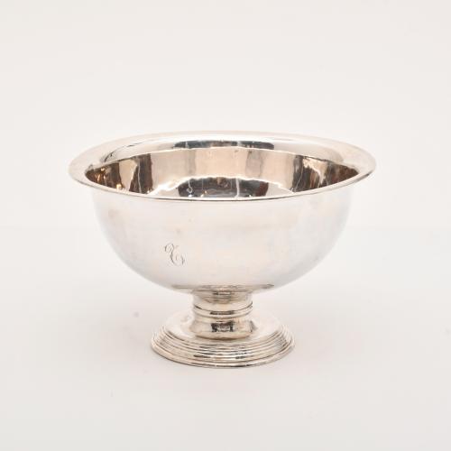Pair of fruit bowls.