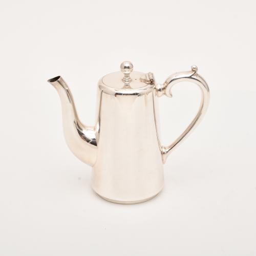 Set of four teapots.
