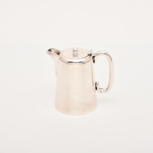 Set of four teapots.