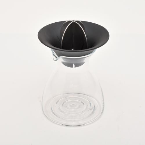 EVA SOLO. Juicer and jug set.