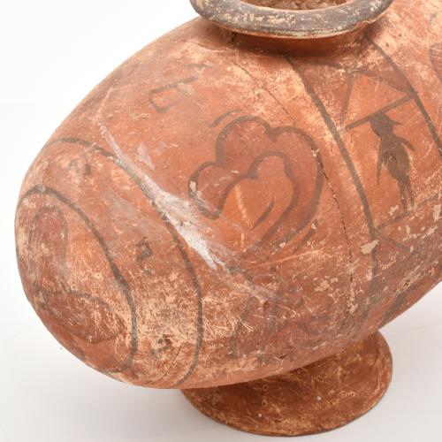 Urn.