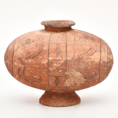 Urn.