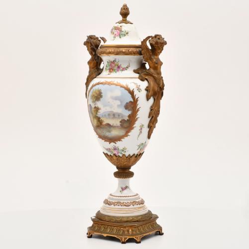SÈVRES MANUFACTURE, vase.