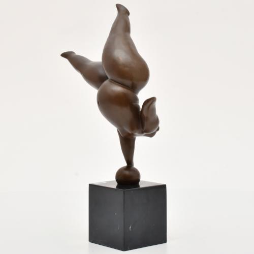 Gymnast figure.