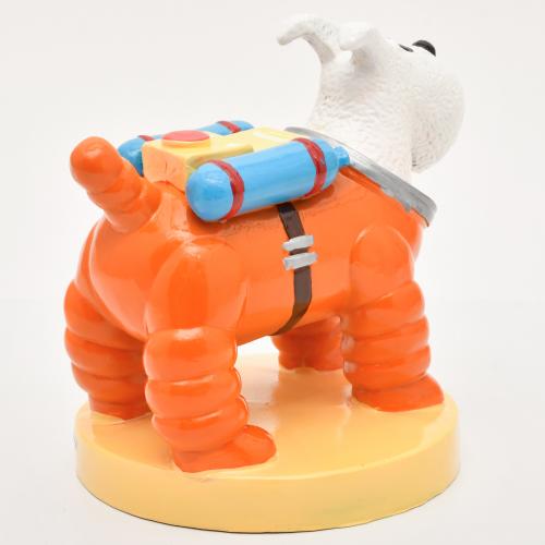 ‘Snowy the Astronaut’.