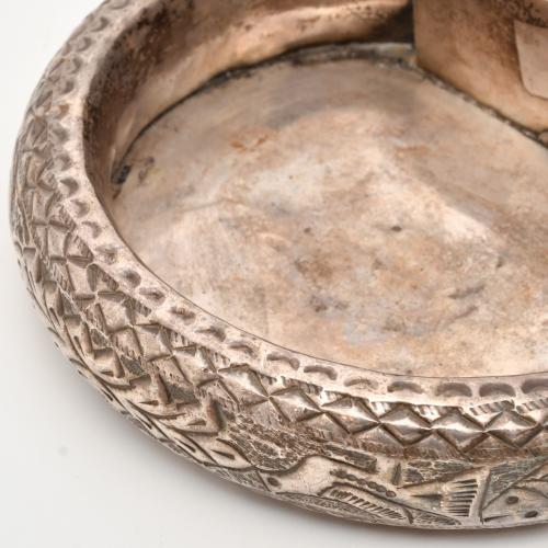 Ashtray.