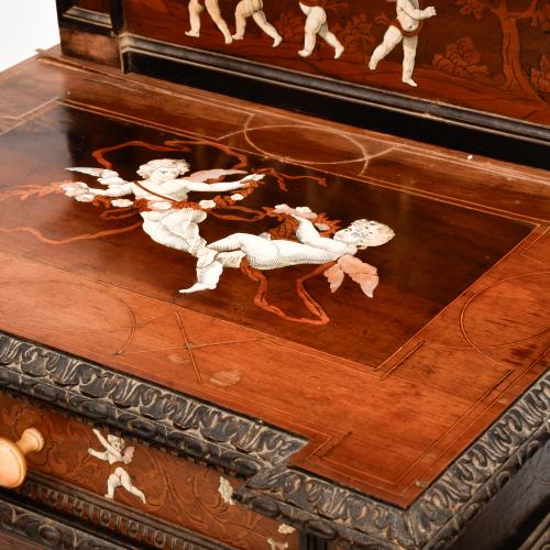 19TH CENTURY ITALIAN SCHOOL. Pair of bedside tables, Histor