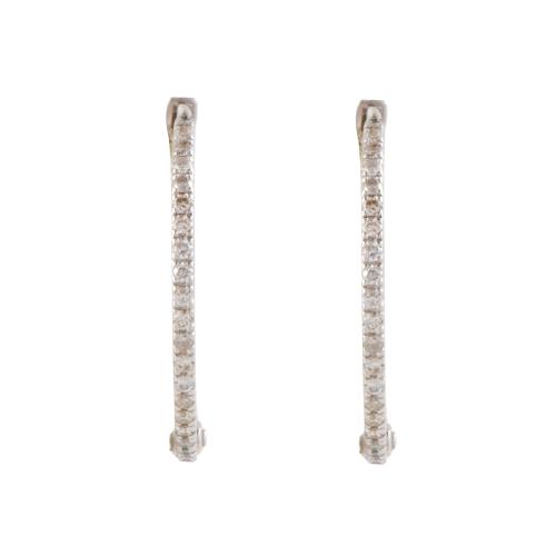 Pendientes aros con diamantes.