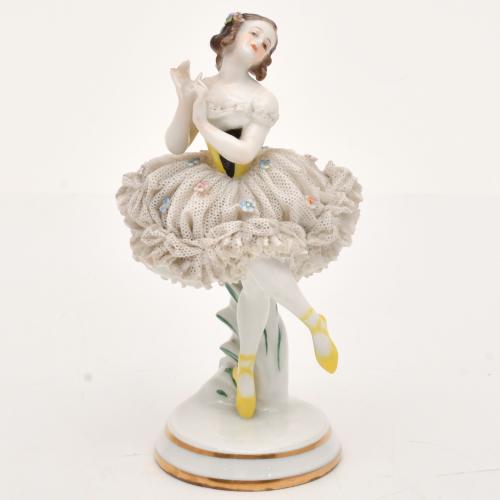 19TH CENTURY GERMAN SCHOOL. Set of threee ballerinas.