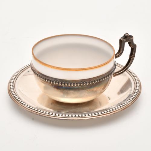 Set of six coffe cups and saucers.