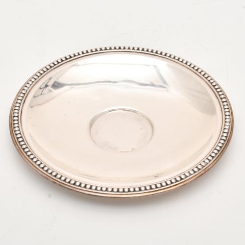 Set of six coffe cups and saucers.