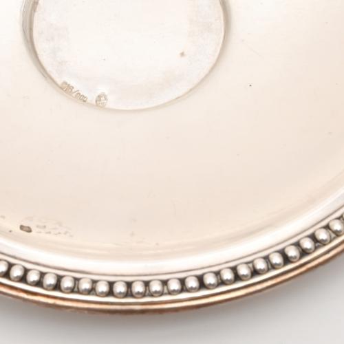 Set of six coffe cups and saucers.