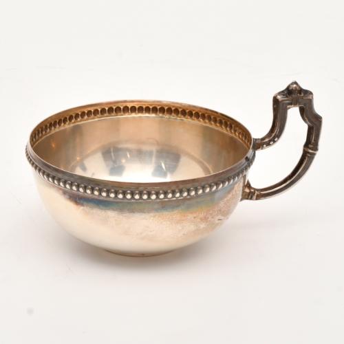 Set of six coffe cups and saucers.