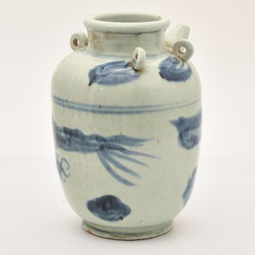 ESCUELA CHINA, SIGLO XX. Jarrón de estilo Qing. 