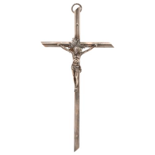 Crucifijo en plata, siglo XX. 