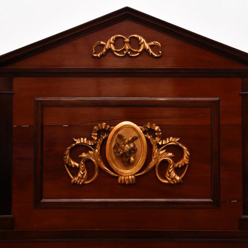 Fernandine bed.