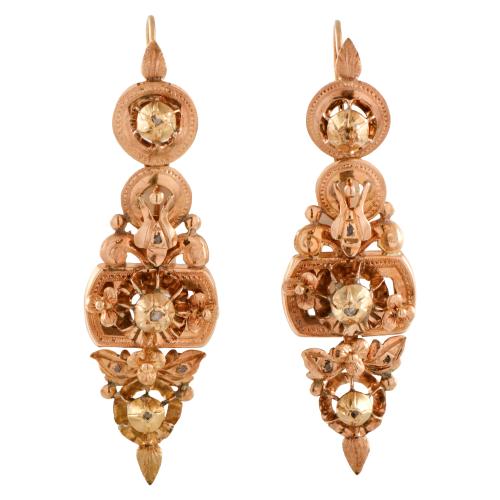 Popular earrings, late 19th century.
