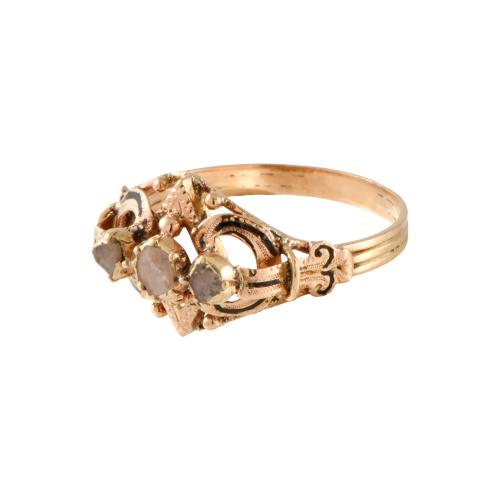 Conjunto de broche pendientes y anillo alfonsino.