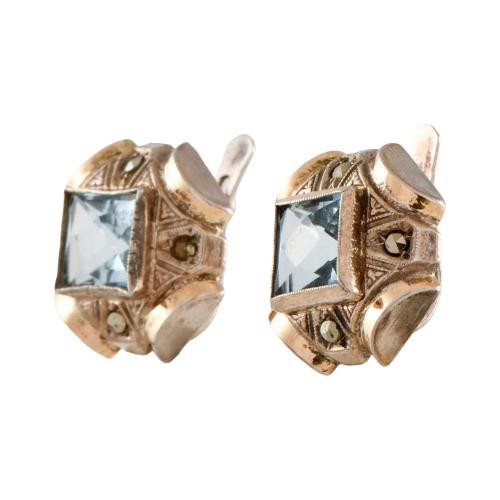 Pendientes modernistas
