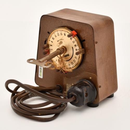  J. G. MEHNE. Reloj con temporizador de radio modelo "Aura"
