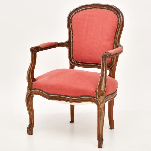 Conjunto de seis sillones, estilo Luis XV, siglo XX.