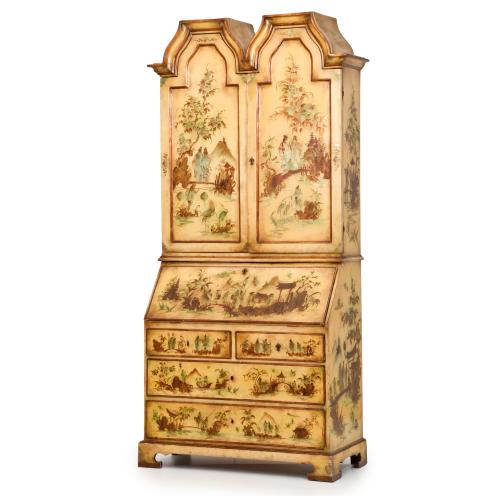 Cabinet escritorio estilo Reina Ana, segunda mitad siglo XX.