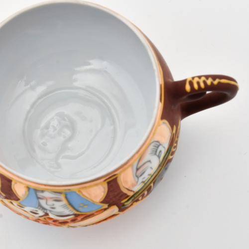 SIGUIENDO MODELOS SATSUMA, conjunto de té y café.