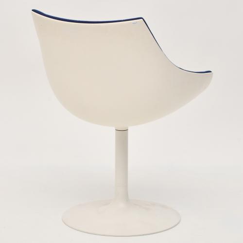 PHILIPPE STARCK (1949) PARA CASSINA. Conjunto de seis silla