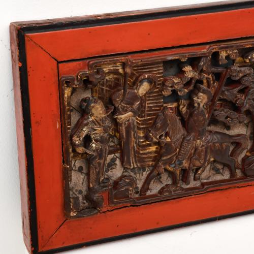 ESCUELA CHINA, DINASTÍA QING, SIGLO XX.   Pláfón en relieve.
