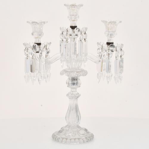 BACCARAT. Pareja de candelabros, siglo XX.