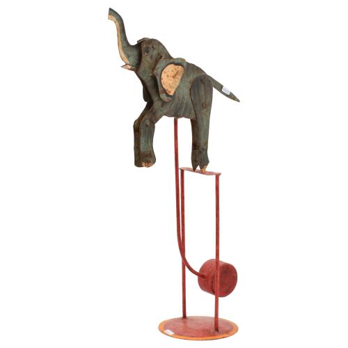 Tentetieso de elefante.