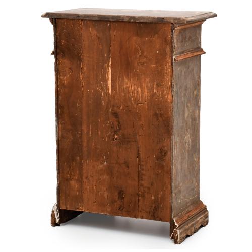 Muebles auxiliar Gustaviano, siglo XVIII.