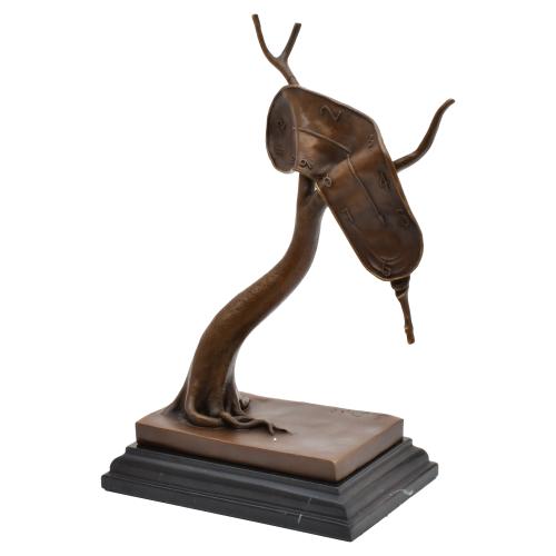 SIGUIENDO MODELOS DE SALVADOR DALÍ I DOMÈNECH (1904-1989).  Reloj.