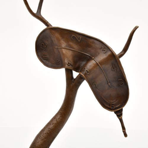 SIGUIENDO MODELOS DE SALVADOR DALÍ I DOMÈNECH (1904-1989). 