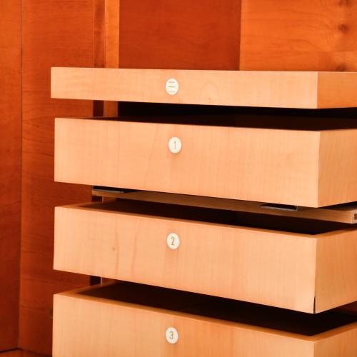 JAUME TRESSERRA (1943).   Chiffonier "Tecla".