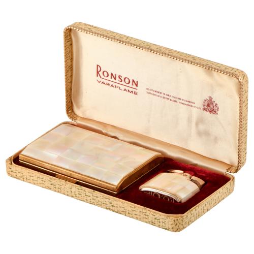 RONSON. Pitillera y encendedor. 