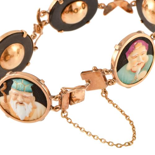 Pulsera toshikane con motivos orientalistas.